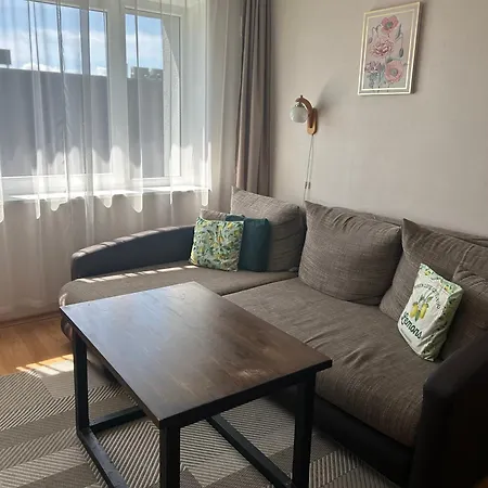 Aisa 11a Majutus Apartment *